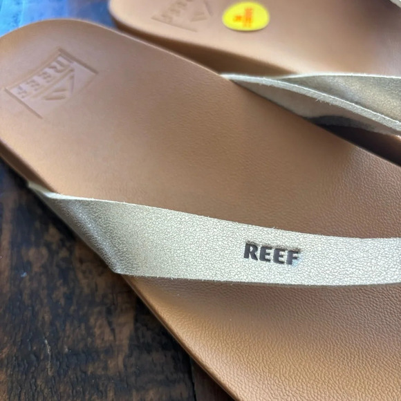 Reef sandals NWT SZ 11 or 6 - Picture 6 of 7